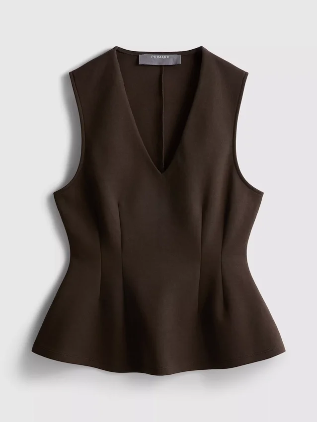 Αμάνικο τοπ με V-neck και πεπλούμ