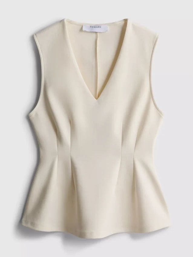 Αμάνικο τοπ με V-neck και πεπλούμ