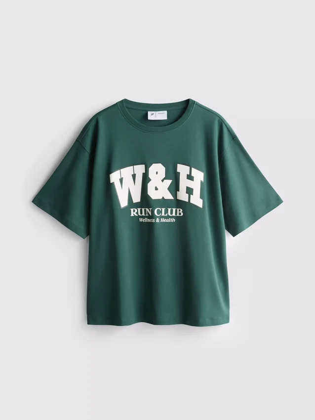 Χαλαρό βαμβακερό T-shirt με γραφικά