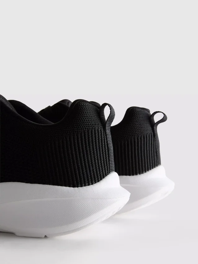 Χαμηλά αθλητικά Sneakers