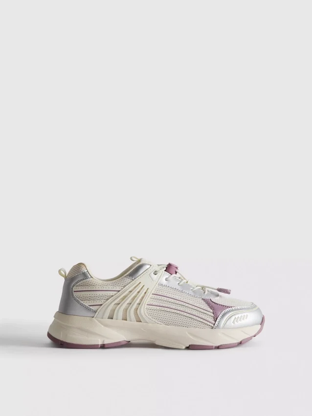 Χοντρά πάνινα Sneakers με κουμπί