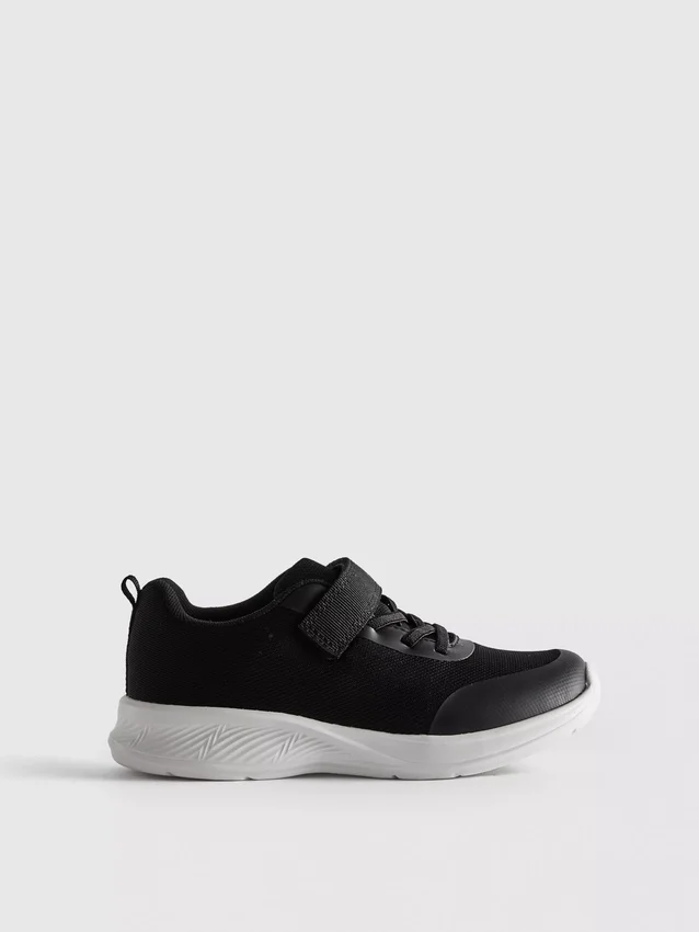 Χοντρά Sneakers χαμηλού προφίλ