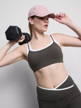 Διπλής στρώσης αθλητικό crop top