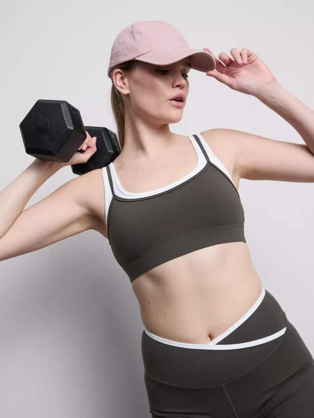 Διπλής στρώσης αθλητικό crop top