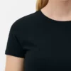 Ελαστικό μπλουζάκι με στρογγυλό λαιμό