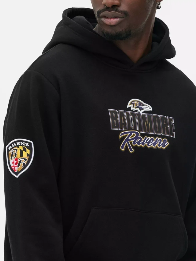 Φούτερ με κουκούλα και τύπωμα των Baltimore Ravens της NFL