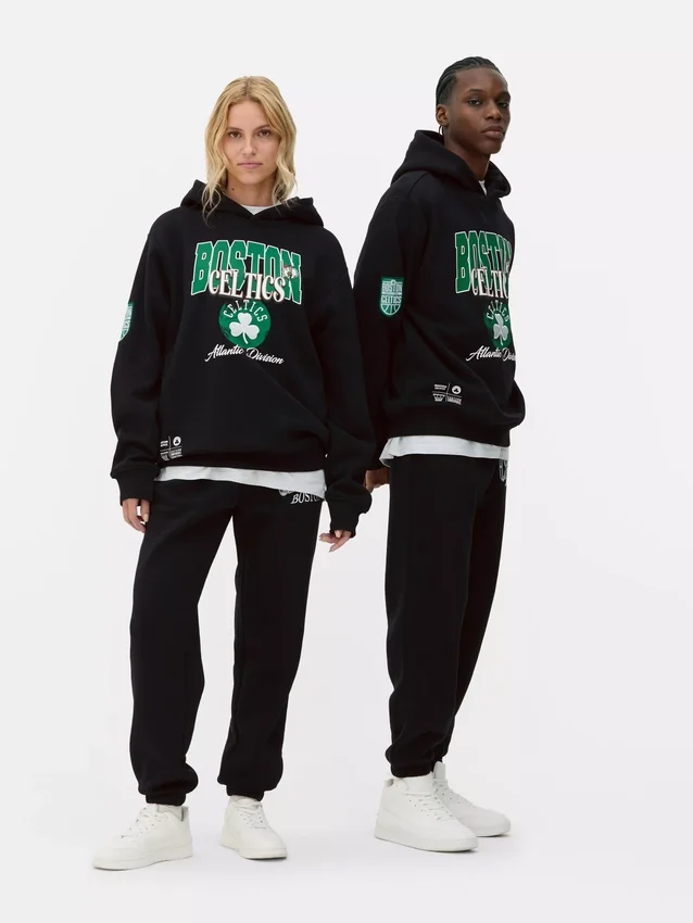 Φούτερ με κουκούλα των Boston Celtics της NBA