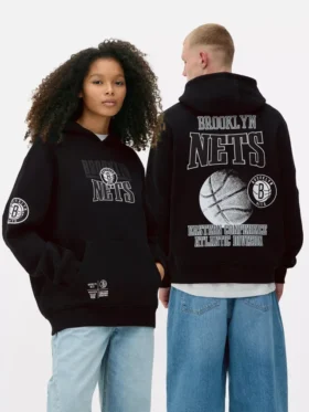 Φούτερ με κουκούλα των Brooklyn Nets της NBA
