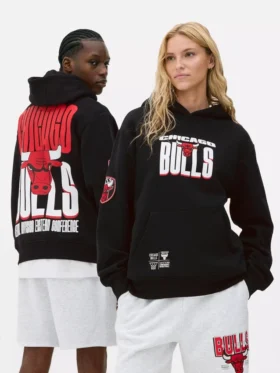Φούτερ με κουκούλα των Chicago Bulls της NBA