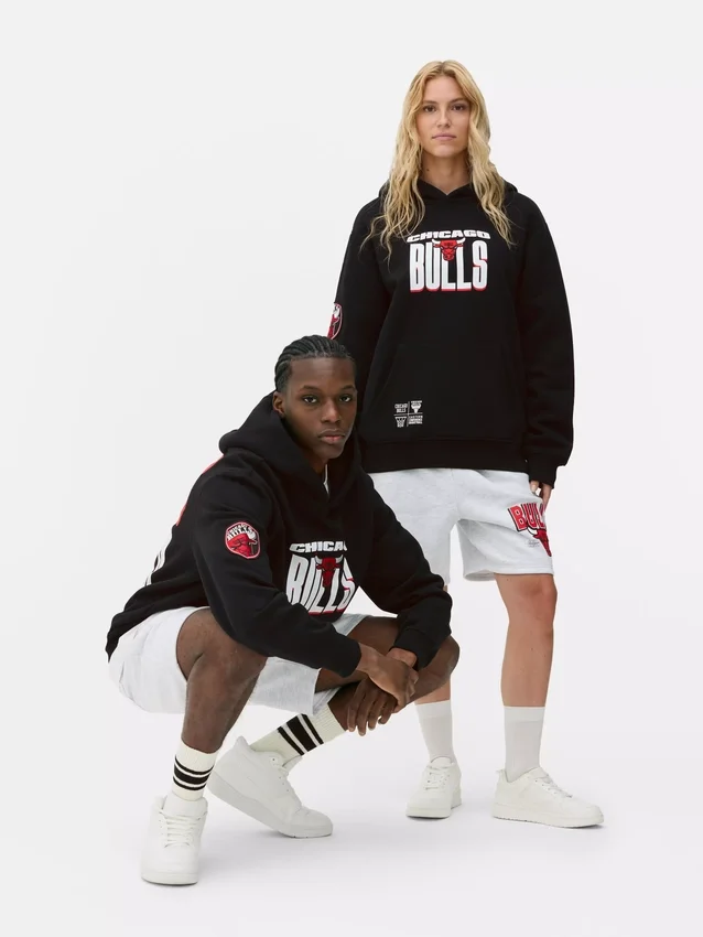 Φούτερ με κουκούλα των Chicago Bulls της NBA
