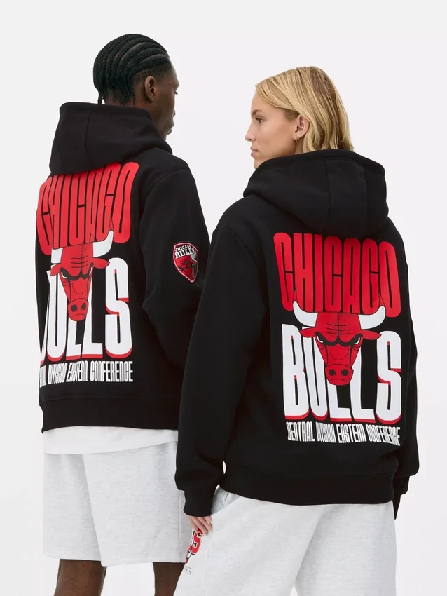 Φούτερ με κουκούλα των Chicago Bulls της NBA