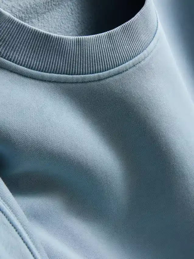 Φούτερ Oversized με χαλαρούς ώμους