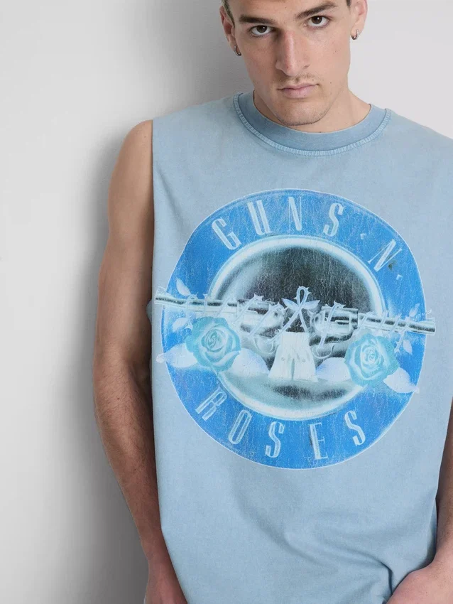 Κανότα με γραφικό των Guns N' Roses