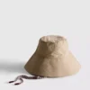 Καπέλο τύπου «bucket» με λουράκι στο πηγούνι