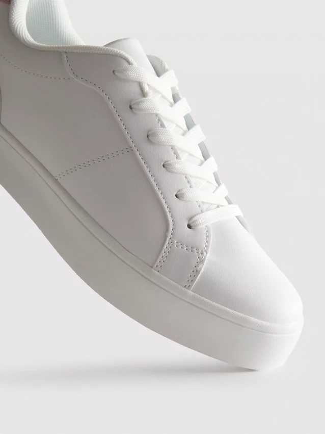 Κλασικά αθλητικά Sneakers χαμηλού προφίλ