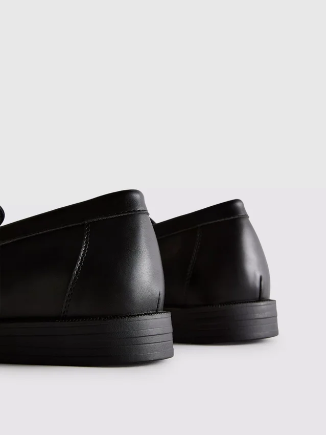 Κομψά loafers