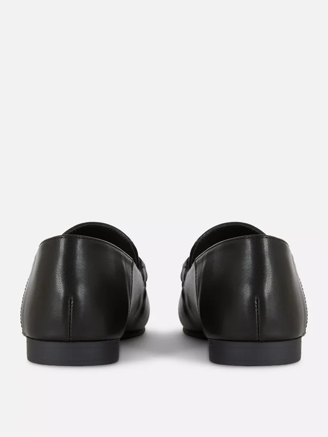 Κομψά loafers