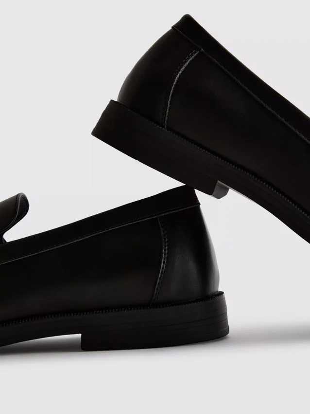 Κομψά loafers