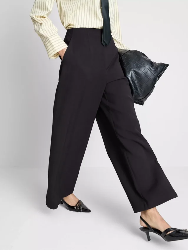 Κομψό παντελόνι με φαρδιά πόδια