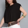 Κοντό μπλουζάκι με πλούσια πτώση από Modal