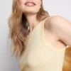 Κοντομάνικο με ρακερ πλάτη από ύφασμα με ραβδώσεις, πλούσιο σε βαμβάκι