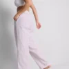 Love to Lounge: ριγέ παντελόνια πιτζάμας με ίσια γραμμή