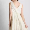 Μίνι φόρεμα με V-neck και τσαλακωτό ύφασμα