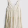 Μίνι φόρεμα με V-neck και τσαλακωτό ύφασμα