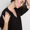 Μπλούζα με μανίκια 3/4 και λαιμόκοψη V