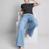 Μπλούζα με στρογγυλό λαιμό και διπλή επένδυση