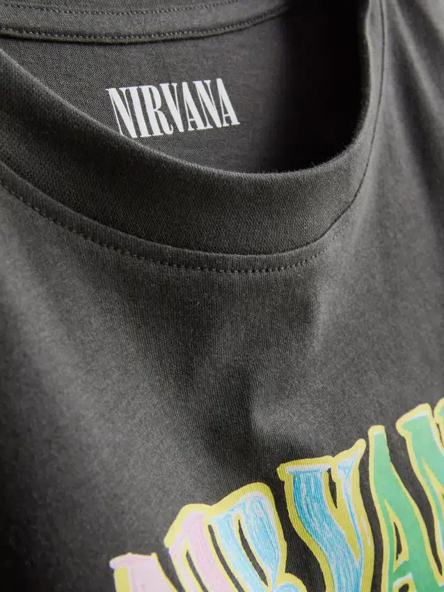 Μπλούζα Nirvana από πλυμένο βαμβάκι