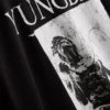 Μπλούζα Yungblud με σορτς και γραφικά