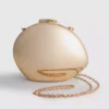Οβάλ τσάντα crossbody Paula Echevarría σε μεταλλικό χρώμα