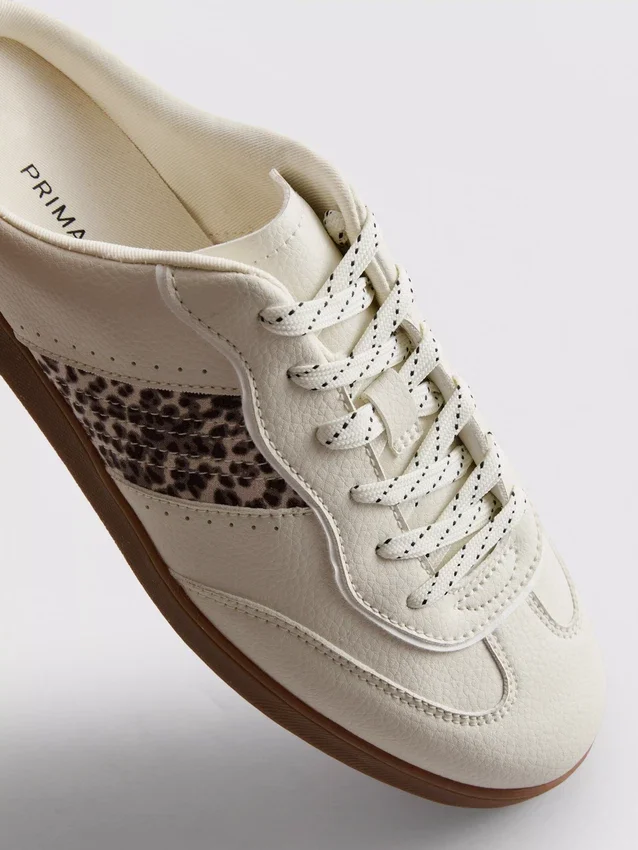 Πάνινα Sneakers χωρίς κορδόνια με σόλα από καουτσούκ