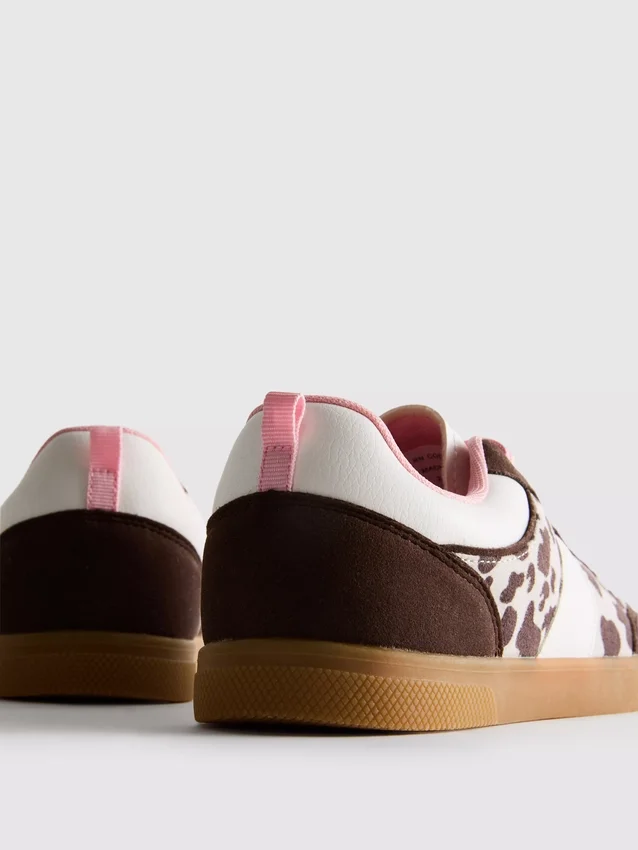 Πάνινα Sneakers με σόλα από καουτσούκ και ζωογραφικό μοτίβο