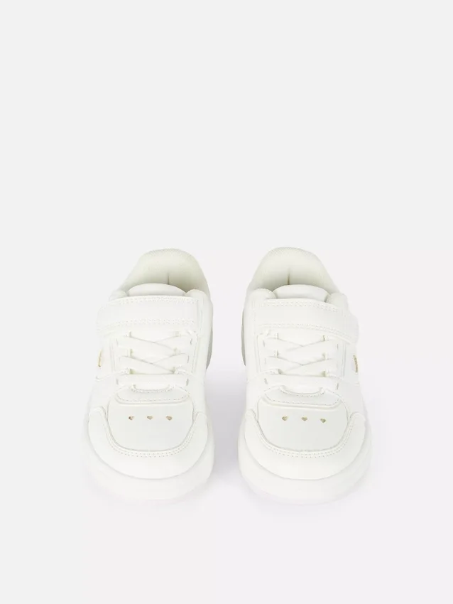 Παπούτσια χαμηλού προφίλ Sneakers με καρδιές