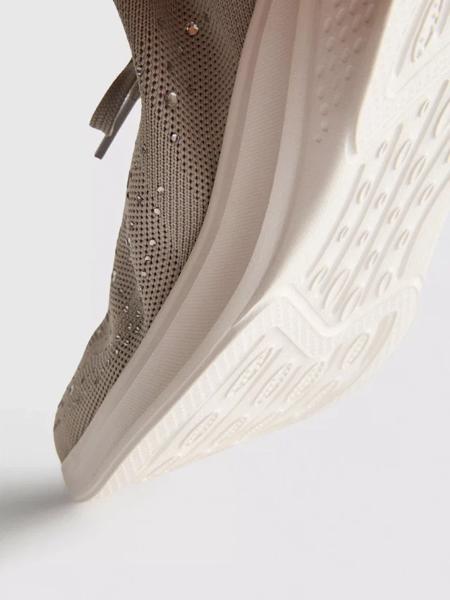 Παπούτσια Sneakers χωρίς κορδόνια με λεπτομέρειες από στρας