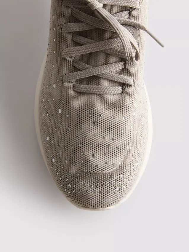 Παπούτσια Sneakers χωρίς κορδόνια με λεπτομέρειες από στρας