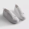 Παπούτσια Sneakers με κεντημένη μαργαρίτα