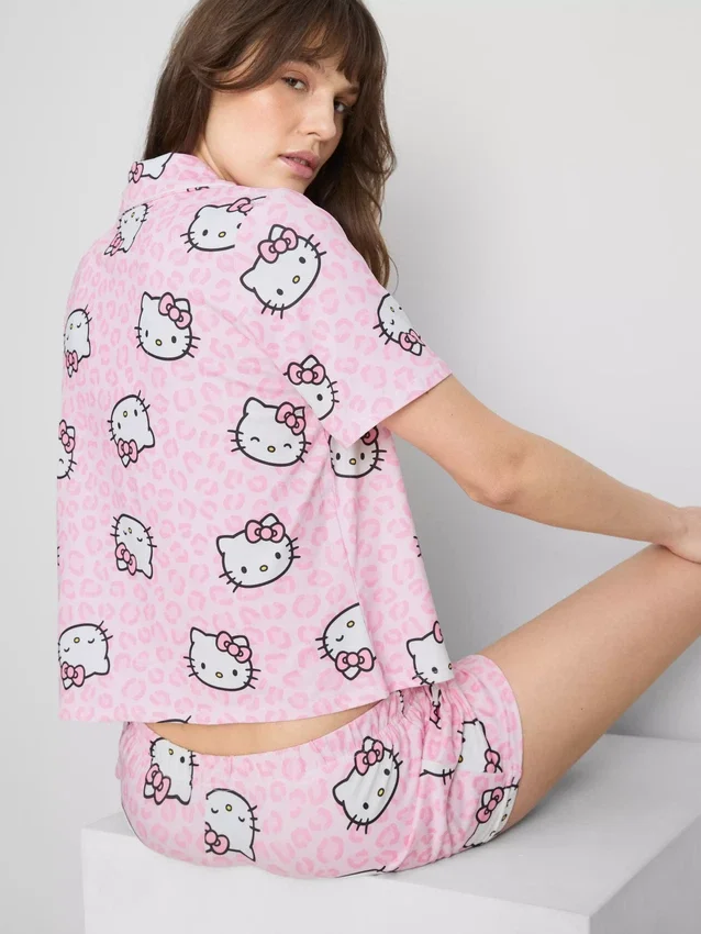 Πιτζάμες σορτς τύπου «boyfriend» με μοτίβο Hello Kitty