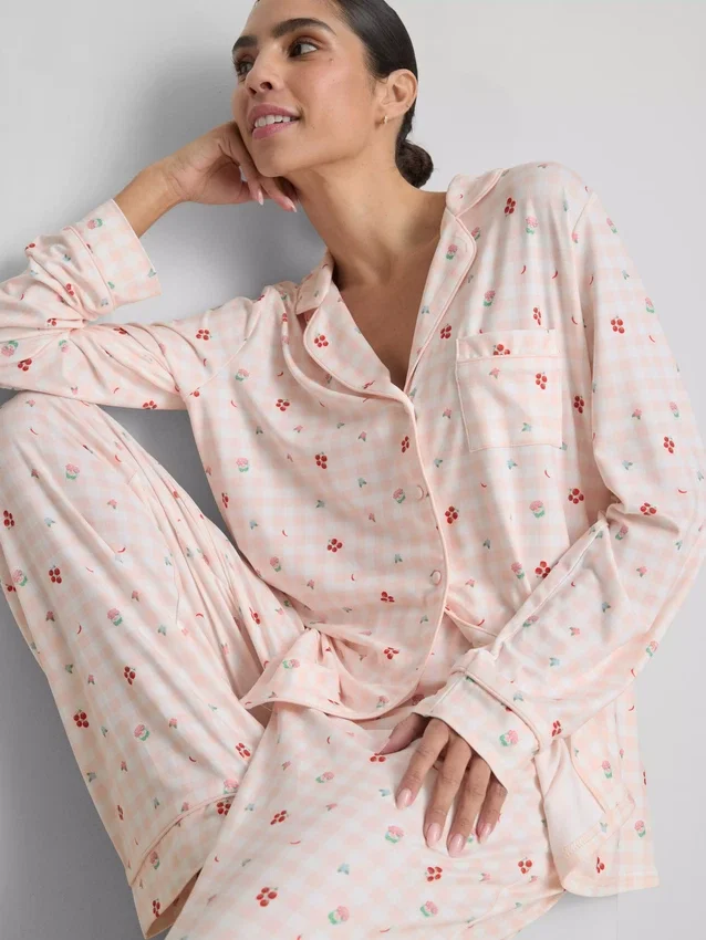 Πιτζάμες τύπου «boyfriend» με καρό μοτίβο της Stacey Solomon