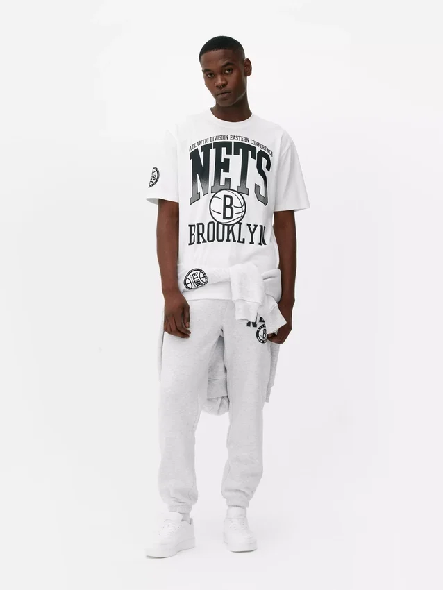 Πουκάμισα με γραφικό σχέδιο των Brooklyn Nets της NBA