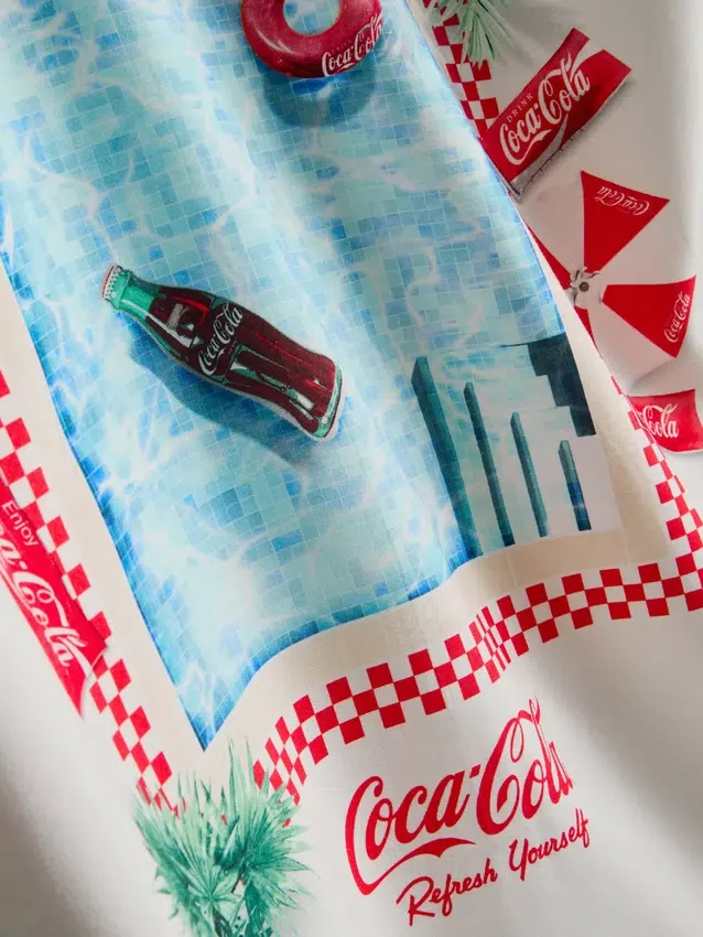 Πουκάμισο Coca-Cola με σορτς μανίκια