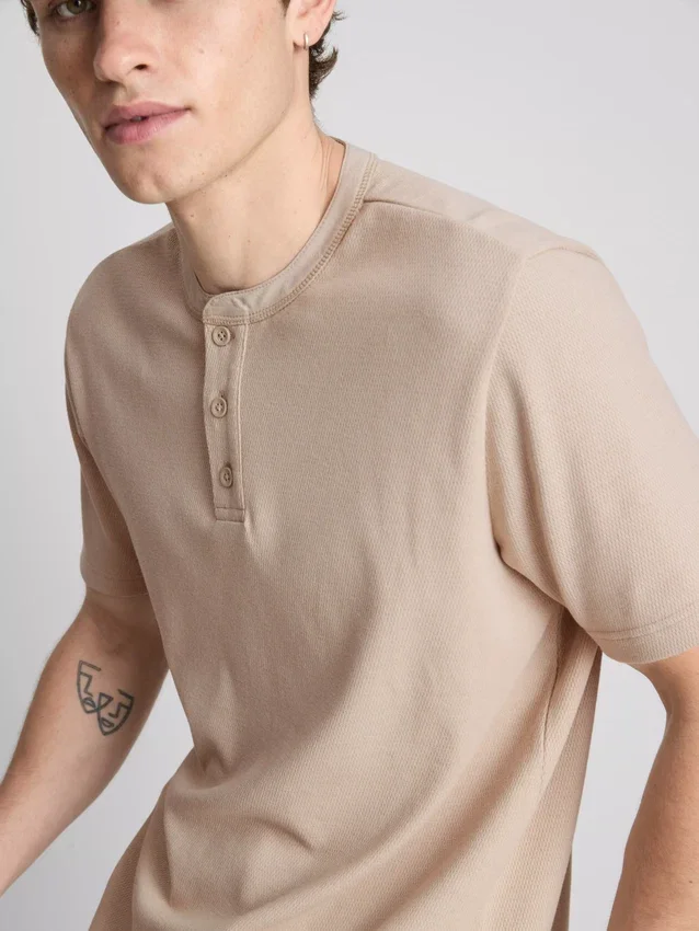 Πουκάμισο Henley με υφή