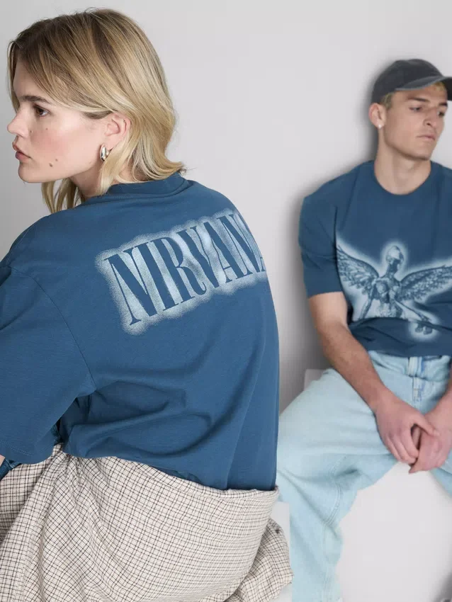 Πουκάμισο με γραφικό «Nirvana Angel»