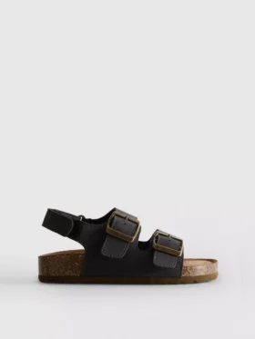 Σανδάλια slingback με διπλό λουράκι με αγκράφα
