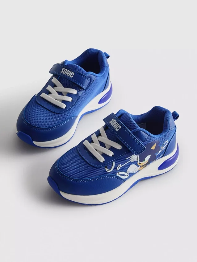 Sneakers με φωτιζόμενη σόλα με θέμα τον Sonic the Hedgehog