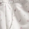 Σορτς με χαλαρή εφαρμογή και floral μοτίβο, με υψηλή περιεκτικότητα σε βαμβάκι