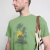T-shirt με γραφικό της Shoreline Society