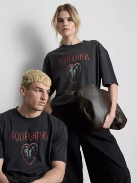 T-shirt με σχέδιο Foo Fighters